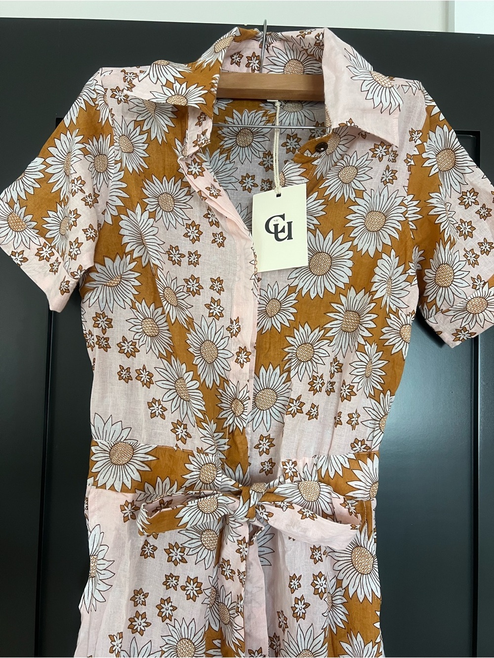 Floral Button-Front Romper in Pink and Mustard - Picture 4 of 6